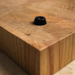 Gumowa nóżka na spodzie deski TVORIK End Grain Red